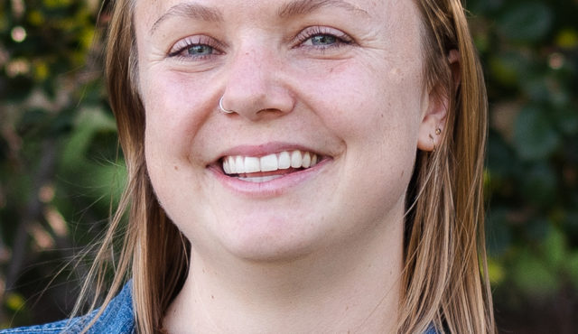 Sara Rauwolf Headshot