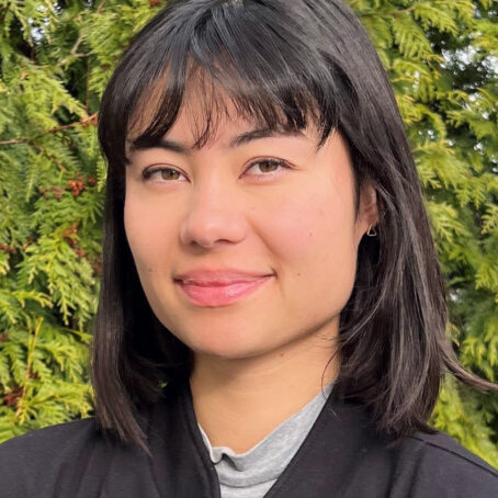 Katie Heuser Selkirk Headshot