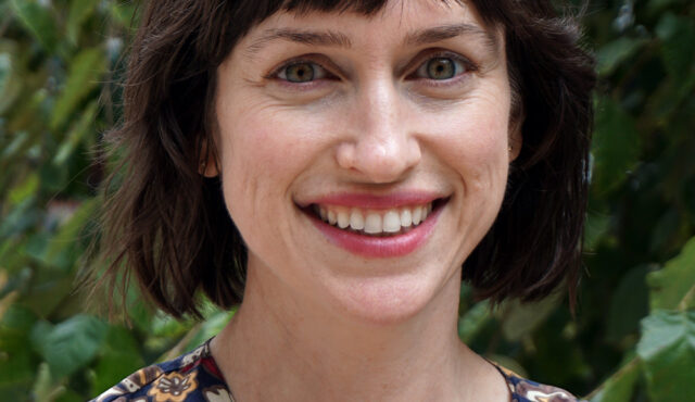 Lindsay Sveen Headshot