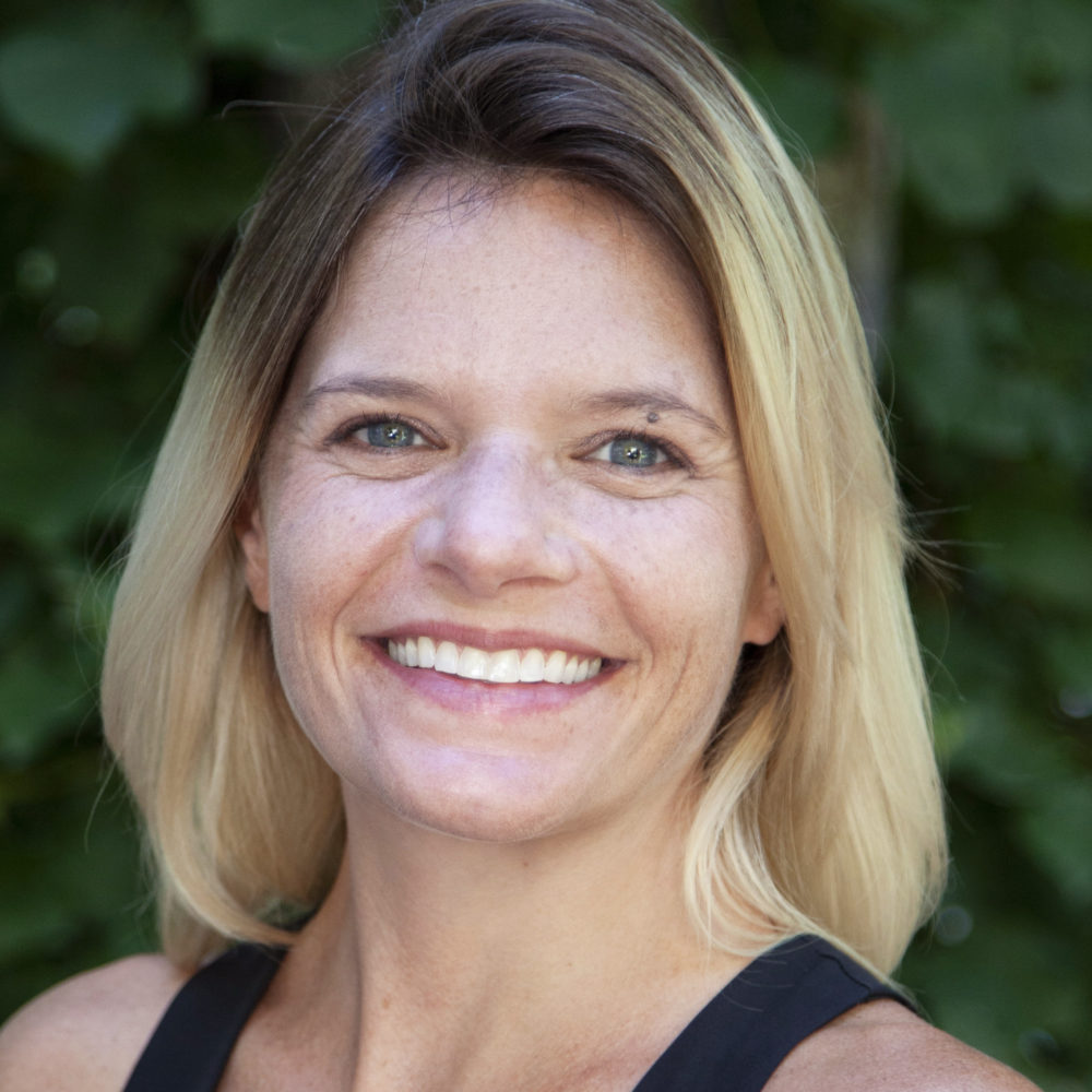 Kate Maker Headshot