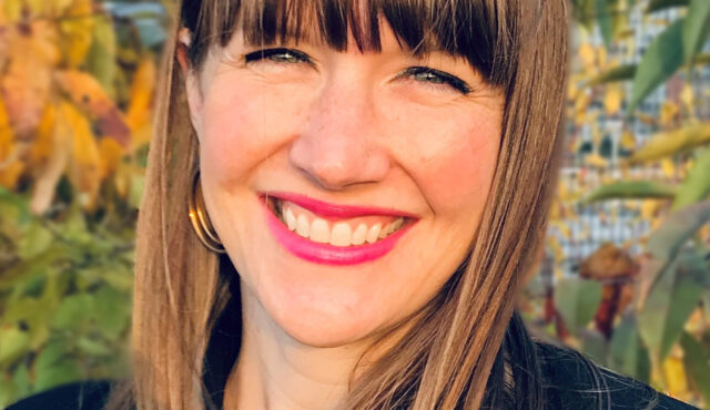 Kelly Peterson Headshot
