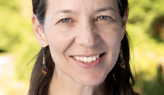 Allison Phillips headshot