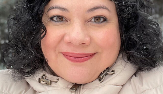 Dina Lopez Headshot