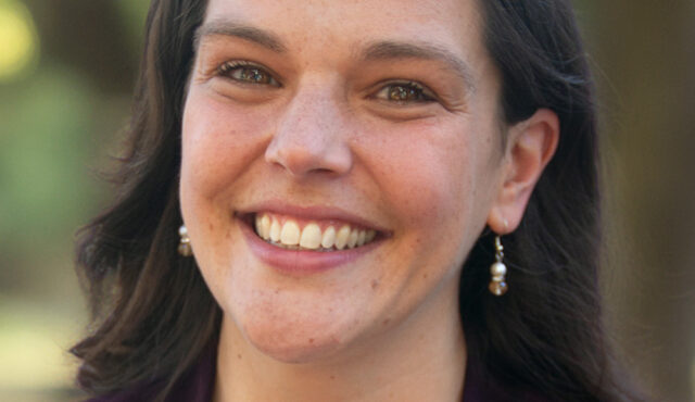 Shannon Hake Headshot