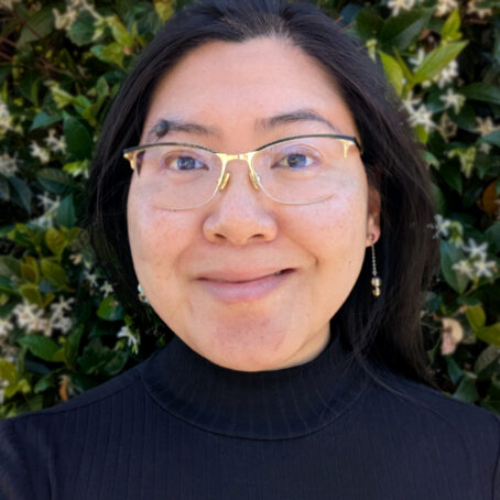 Quynh Pham Headshot